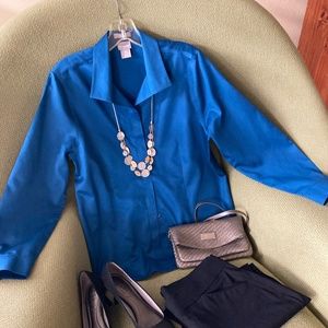 Chicos no-iron deep blue blouse. Size Petite 1